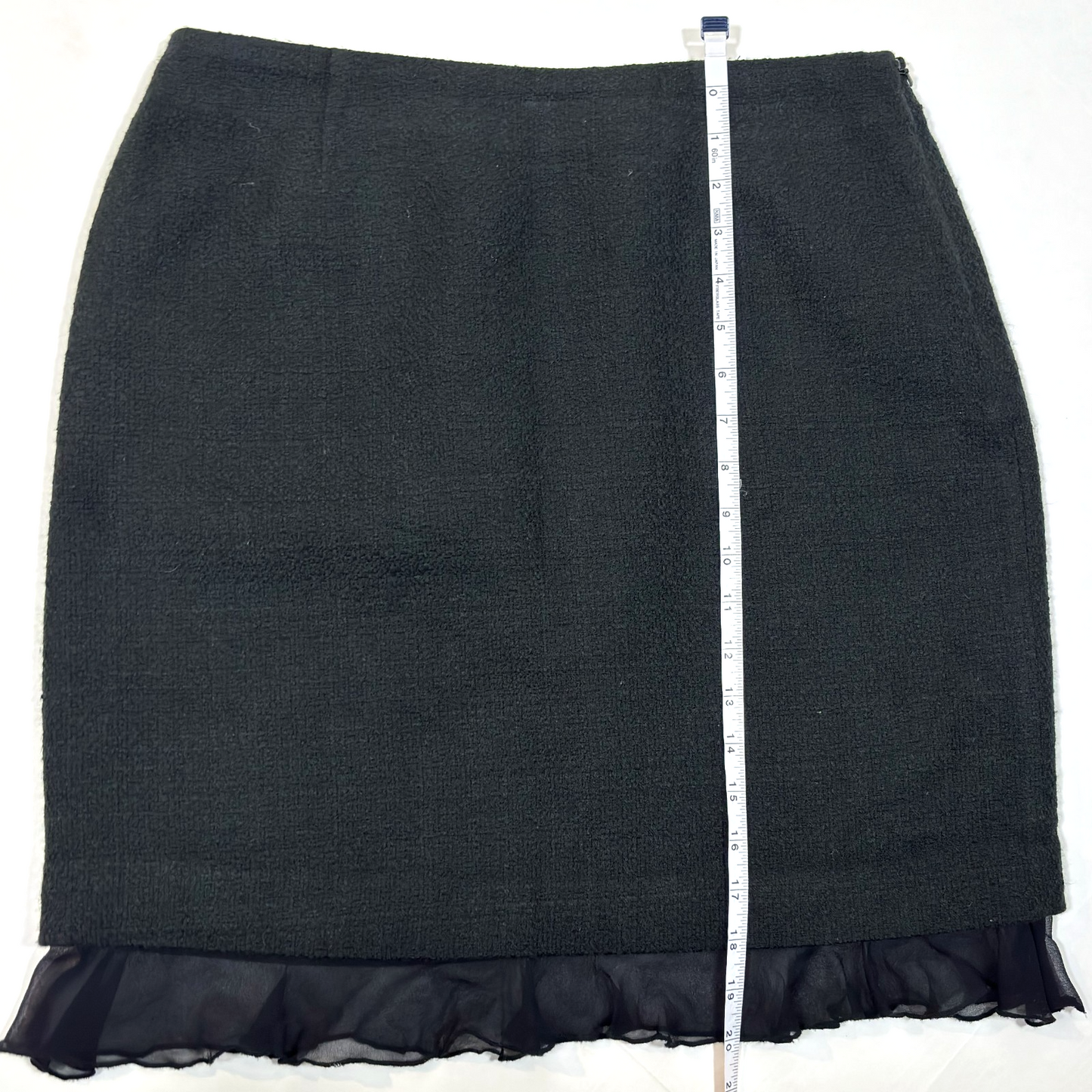 WDNY Black Ruffled Hem Knit Skirt - 10