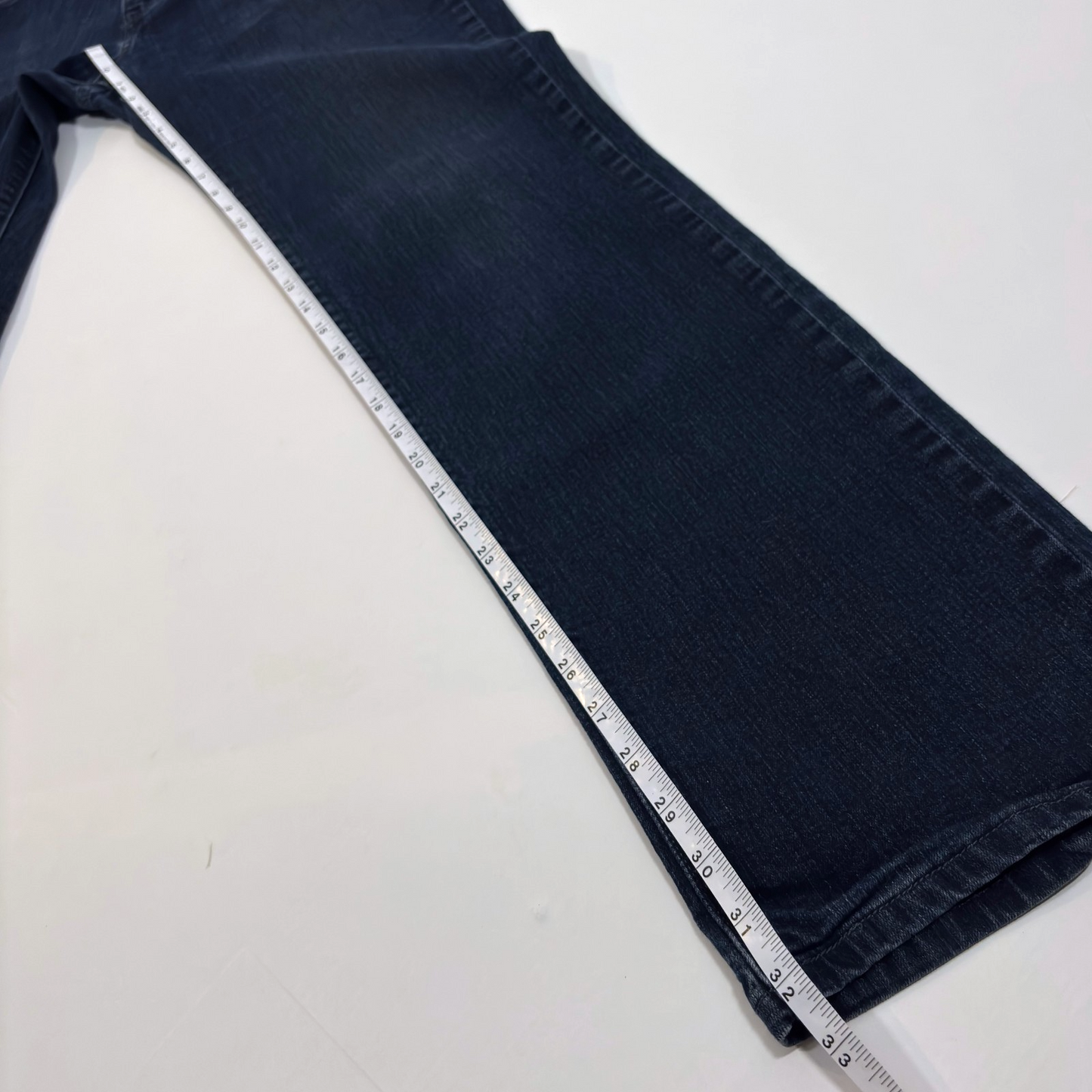 Levi's 505 Straight Leg Mid Rise Jeans Dark Wash Denim - 12