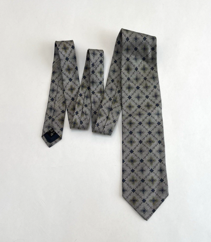 Ermenegildo Zegna Silk Floral Neck Tie Italy 3.5"