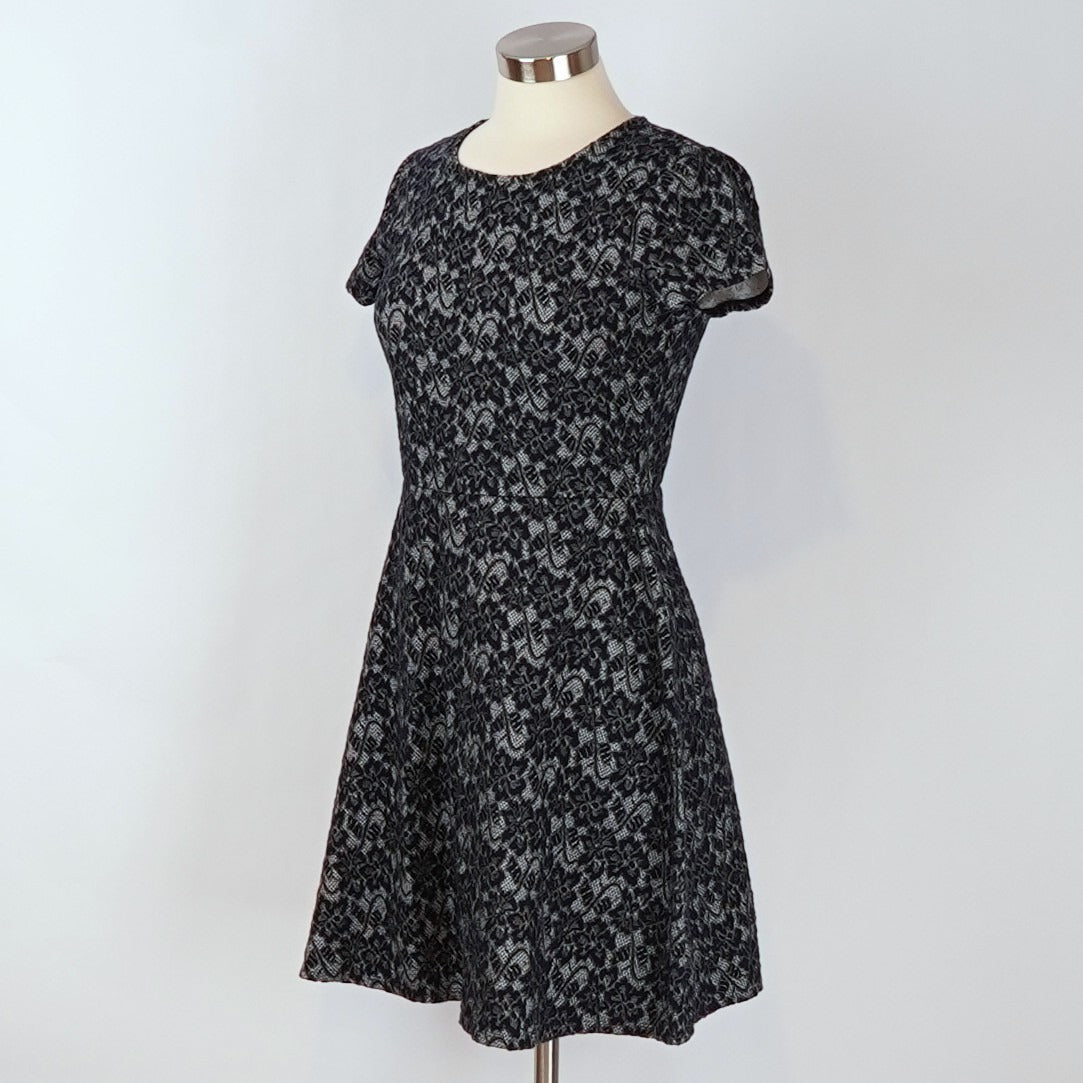 BCBGMaxAzria Navy Floral Short Sleeve Skater Dress - S