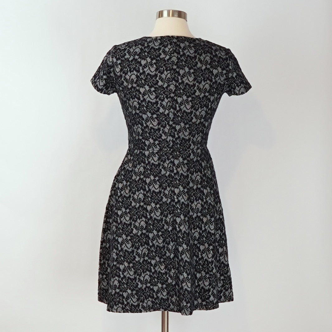 BCBGMaxAzria Navy Floral Short Sleeve Skater Dress - S