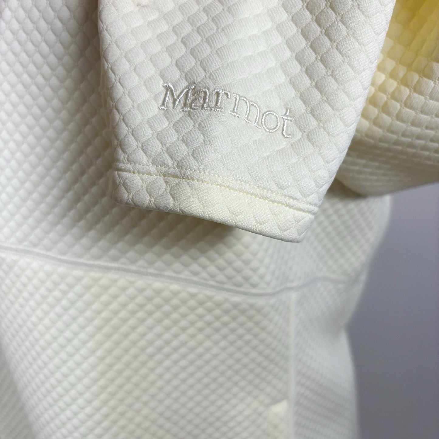 Marmot Annie Long Sleeve Quilted Pullover Funnel Neck Vanilla Ivory - L